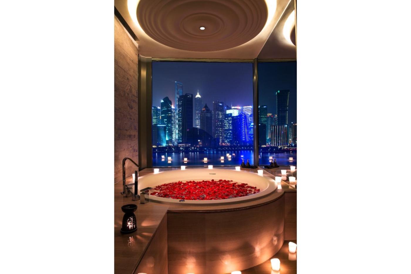 Banyan Tree Shanghai On The Bund Exterior photo