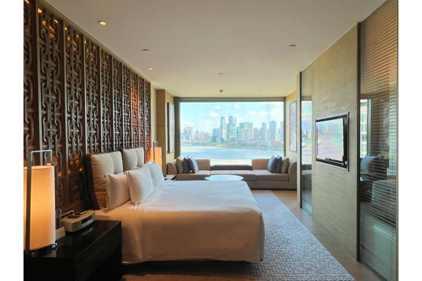 Banyan Tree Shanghai On The Bund Exterior photo