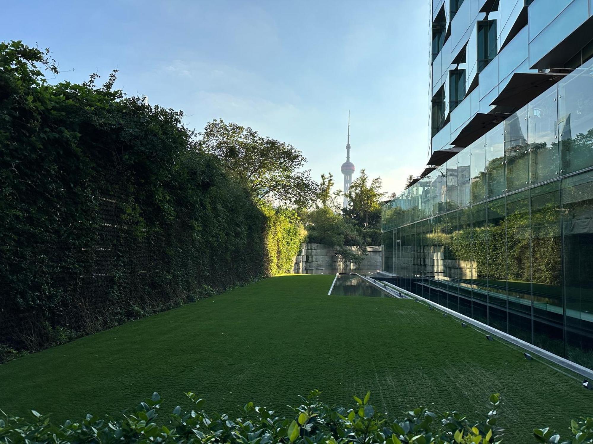 Banyan Tree Shanghai On The Bund Exterior photo