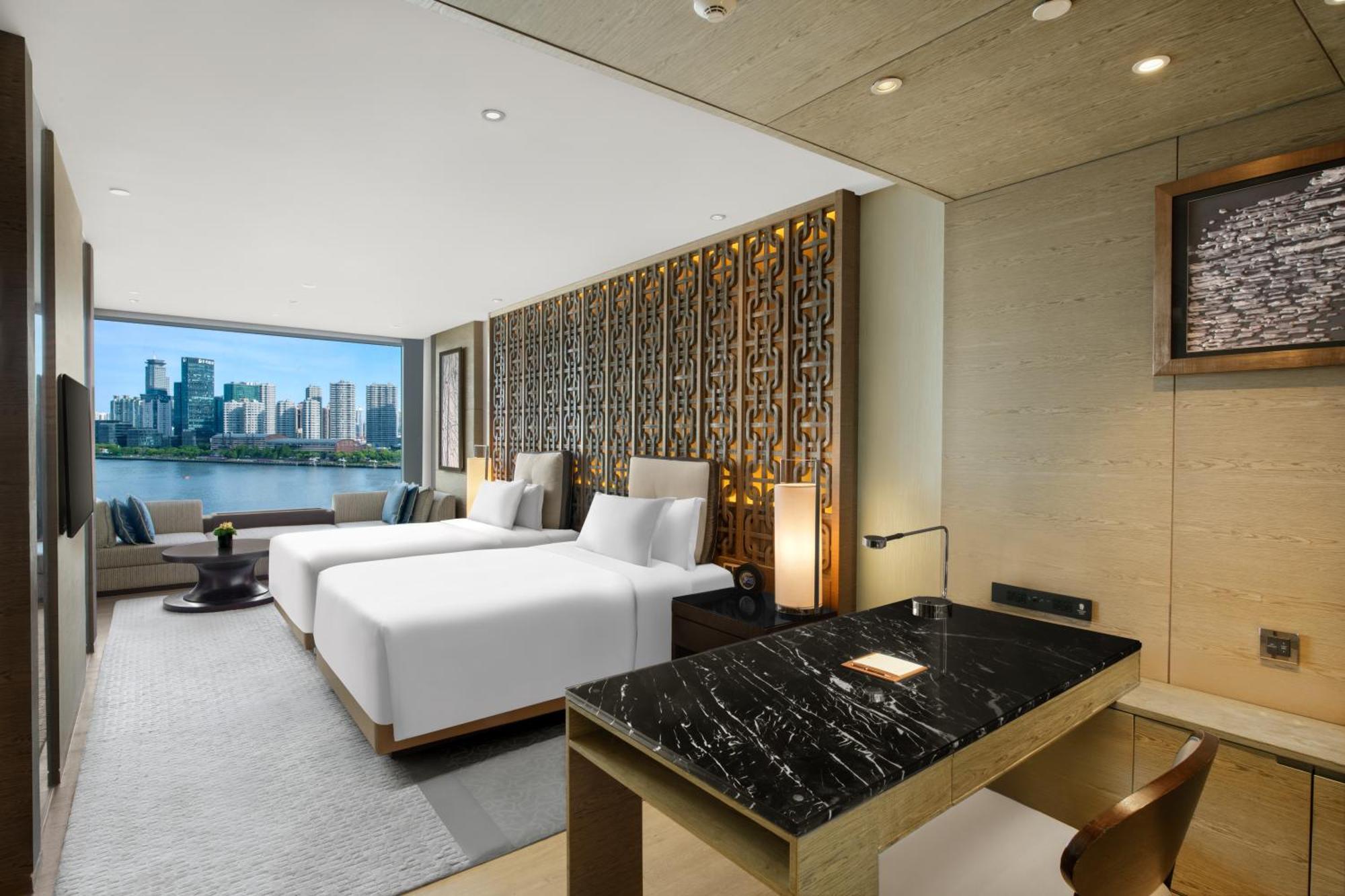 Banyan Tree Shanghai On The Bund Exterior photo